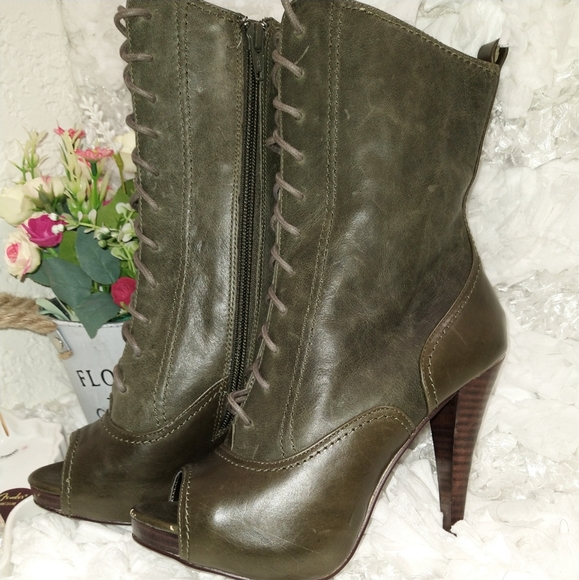 Charles David Shoes - Charles David NWOT Heeled Stiletto Booties